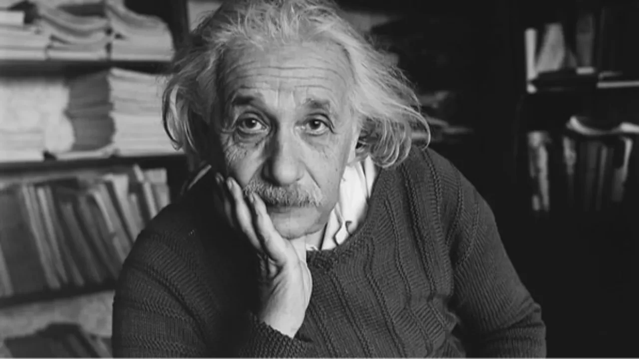 Einstein’ın solucan deliklerine yeni bakış açısı: Zamanı bağlıyor