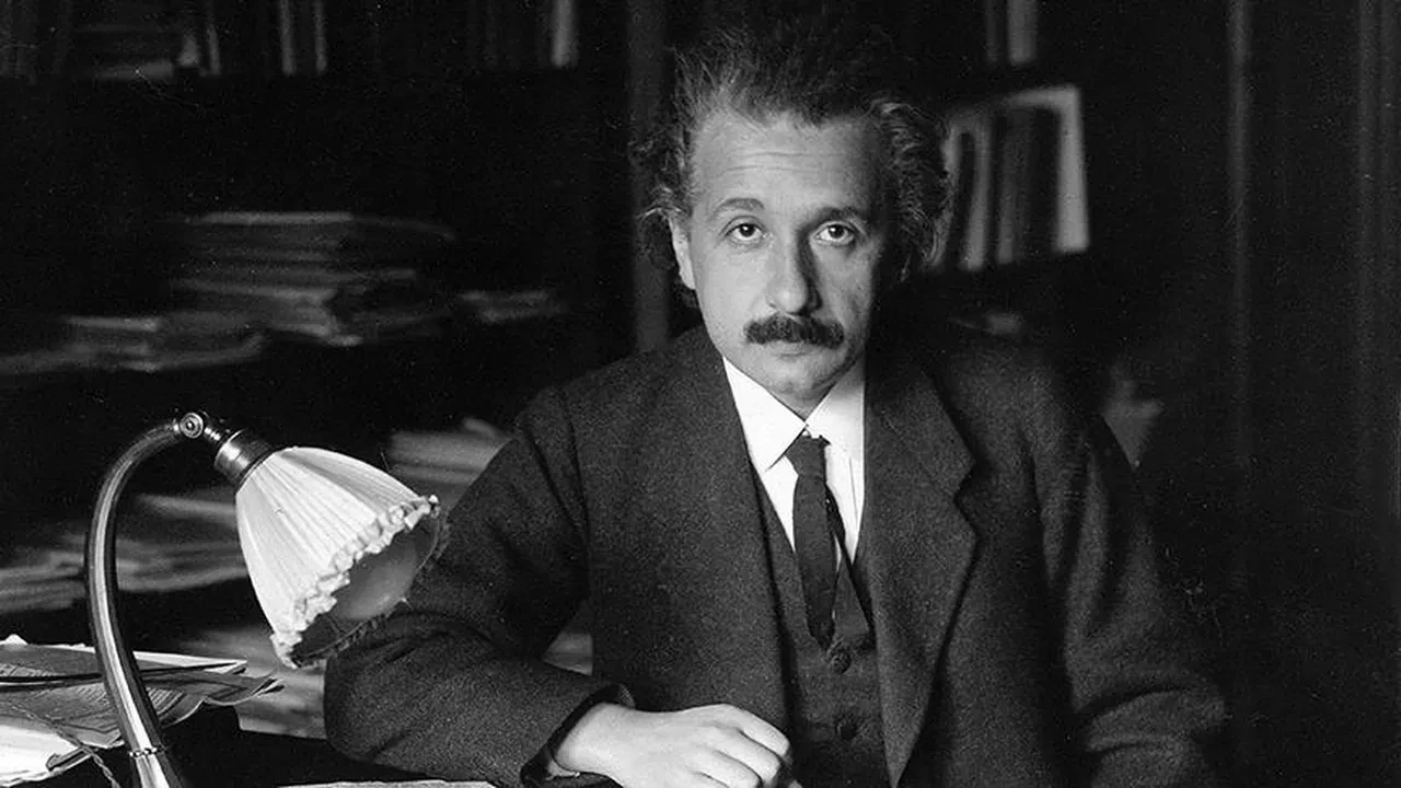 Einstein’ın solucan deliklerine yeni bakış açısı: Zamanı bağlıyor