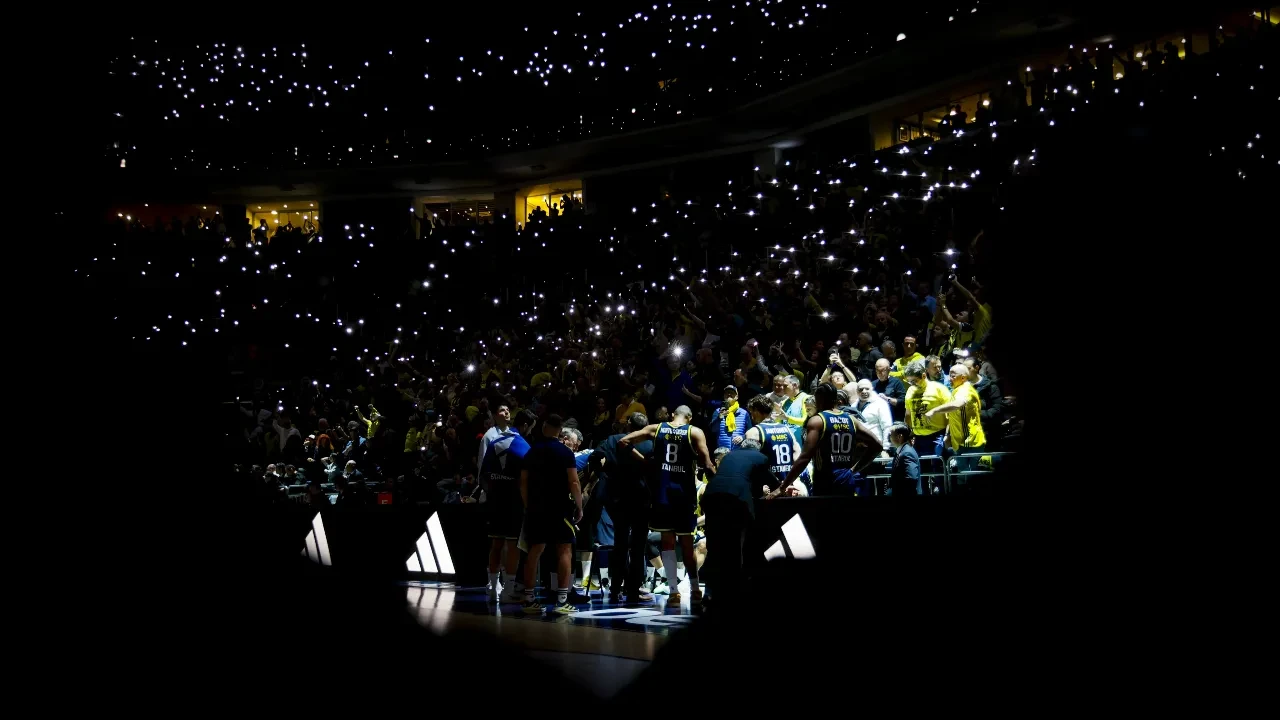 Fenerbahçe Beko Avrupa'da doludizgin: EuroLeague'de 14. galibiyet!