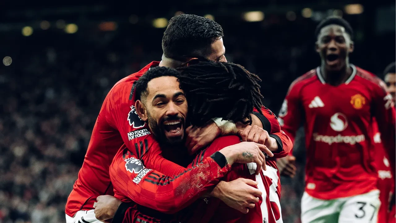 Manchester derbisinde sürpriz sonuç!