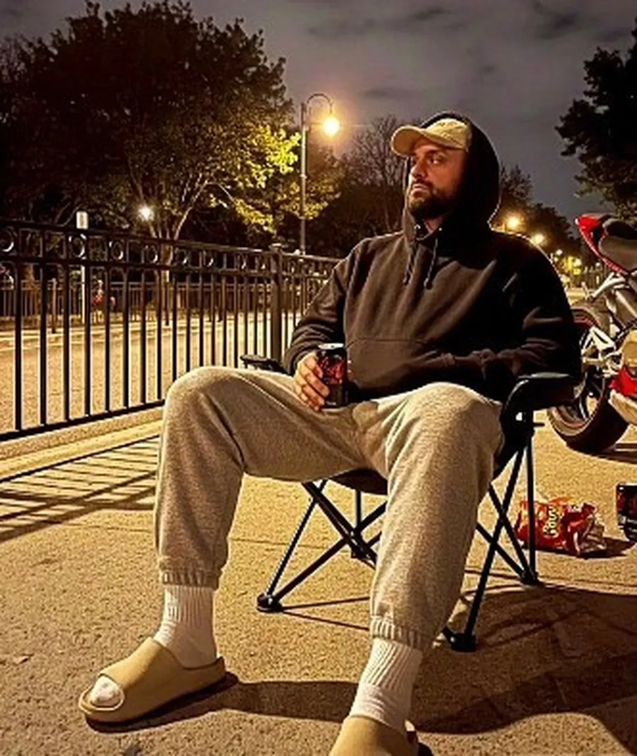 Sosyal medya fenomeni korkunç kazada can verdi! Yürek yakan 'kask' detayı 