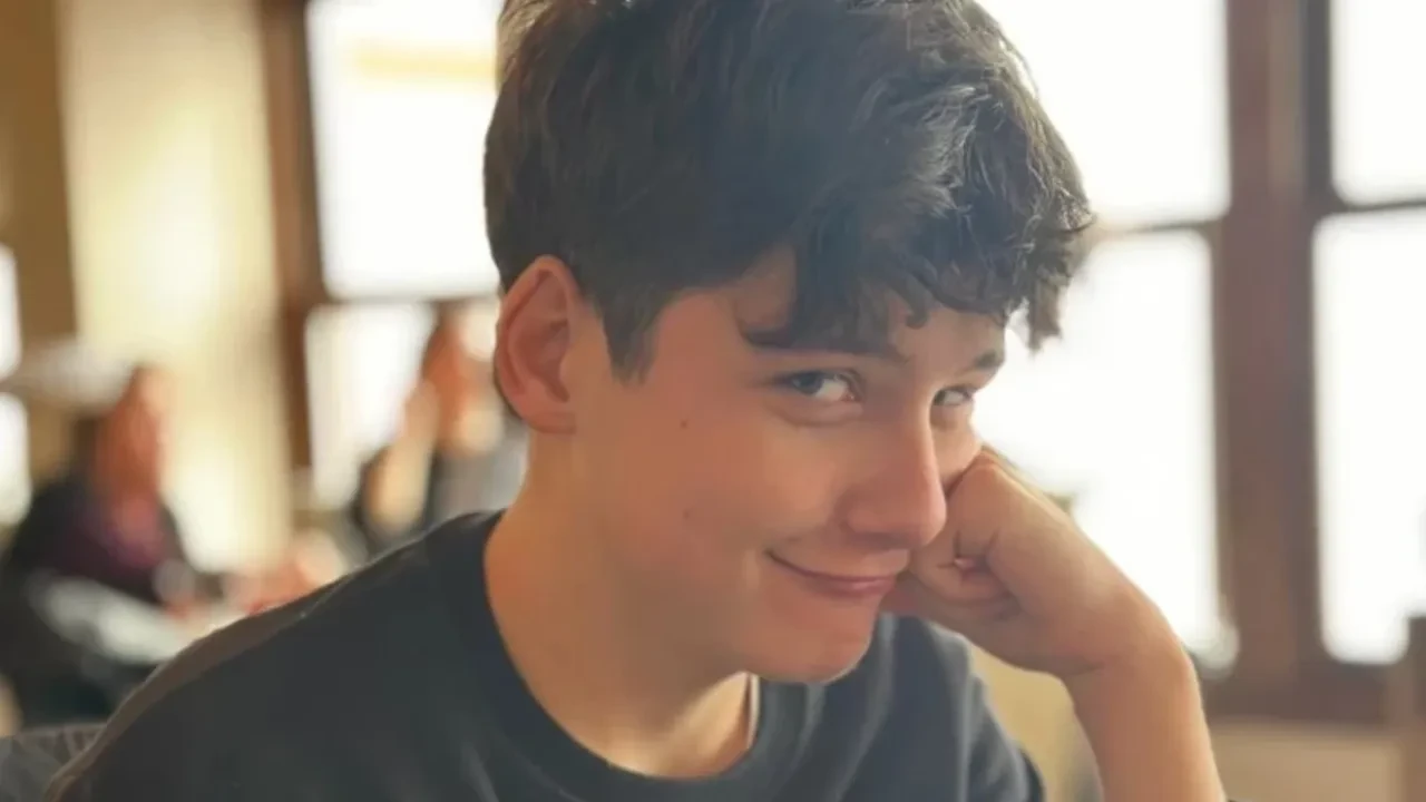 Bakan Tunç Atlas Çağlayan'ın babası ile görüştü