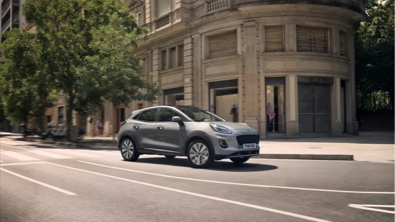 FORD PUMA TİTANİUM  