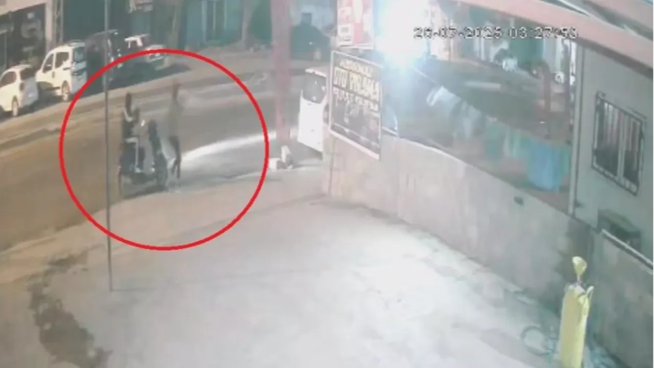 Film sahnelerini aratmayan görüntü! Maskelerle kurşun yağdırdılar 