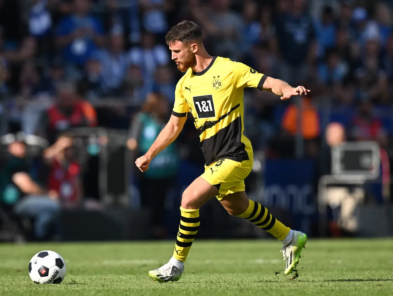 Salih Özcan'dan Beşiktaş özelinde transfer açıklaması!