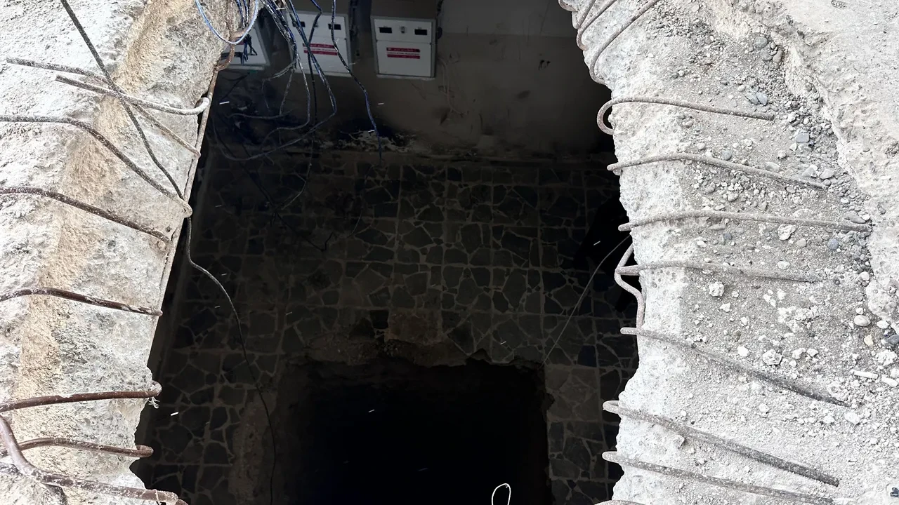 Terör örgütü kiliseyi adeta fabrikaya çevirmiş! Dron atölyesi ilk kez görüntülendi