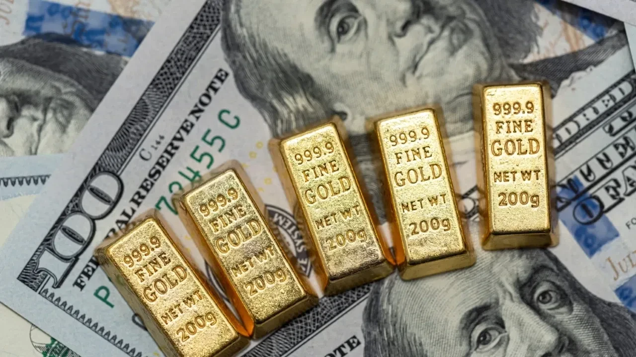 İki dev bankadan altın için farklı yorum