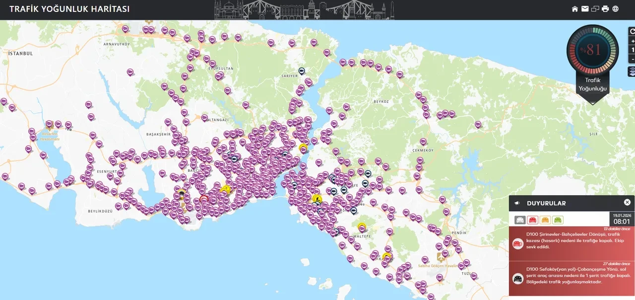 İstanbul'da kuvvetli kar yağışı hayatı felç etti! Trafik kilitlendi, işe gitmek isteyenler yolda kaldı