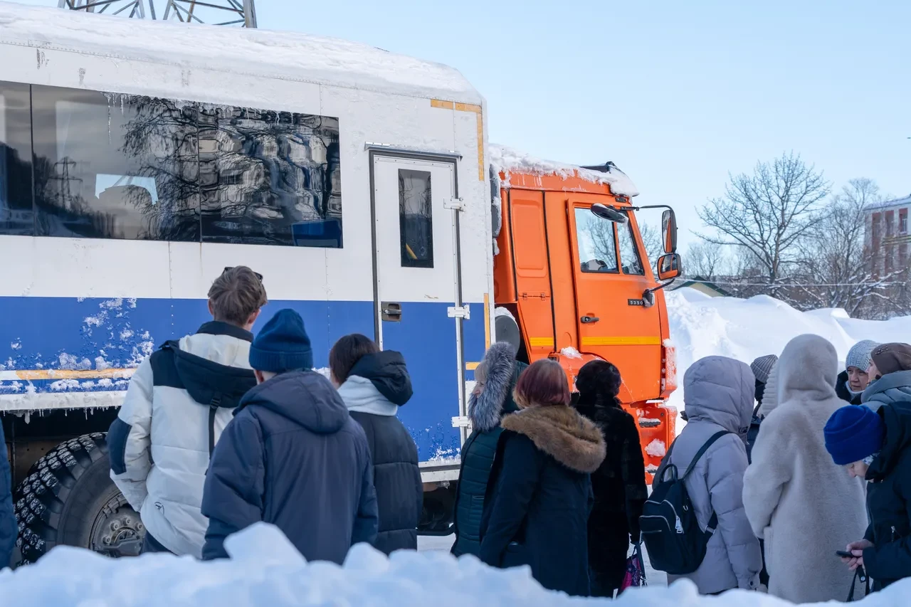 Kar kalınlığı 5 metreye ulaştı! Kamçatka karlar altında kaldı: Gıda ve ilaç kıtlığı başladı