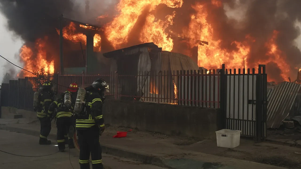 Şili'de orman yangını! Günlerdir süren alevlerde can kaybı açıklandı