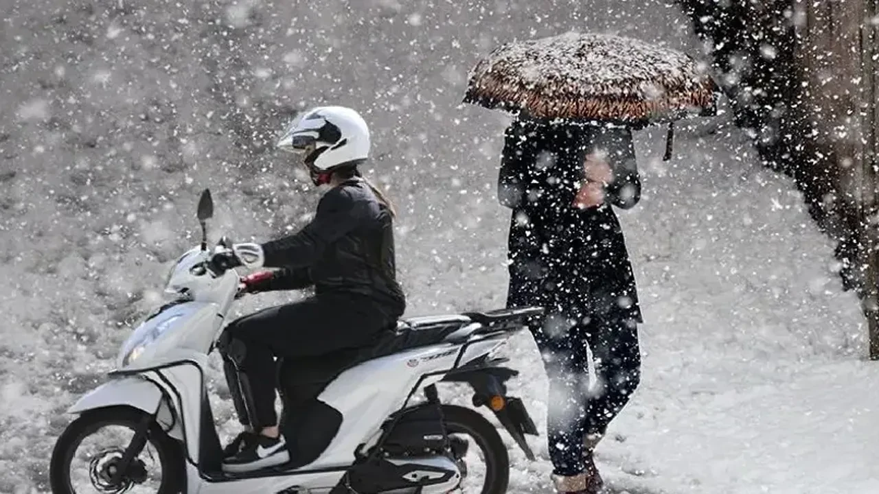 Valilik saat vererek duyurdu! İstanbul'da motokuryelerin trafiğe çıkışı yasaklandı 