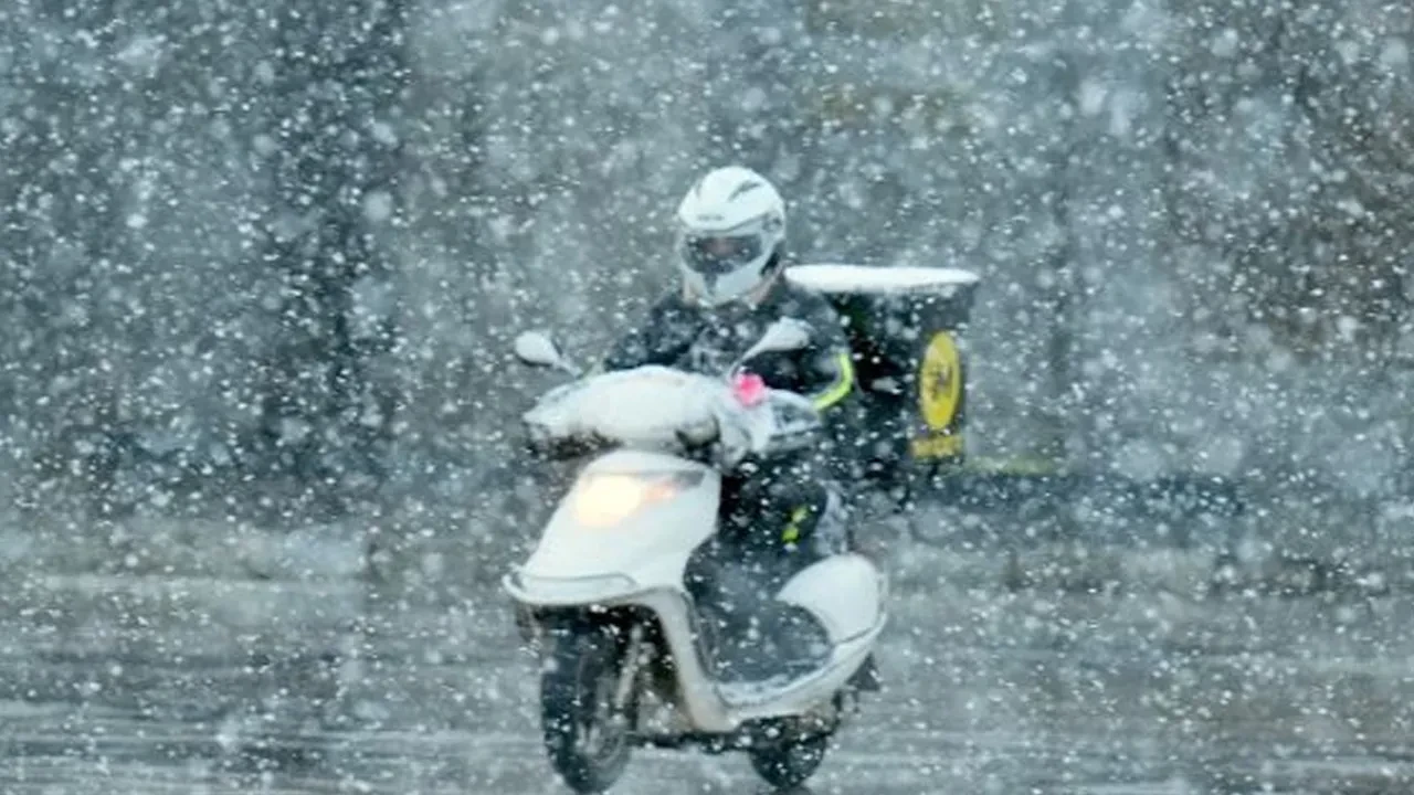 Valilik saat vererek duyurdu! İstanbul'da motokuryelerin trafiğe çıkışı yasaklandı 