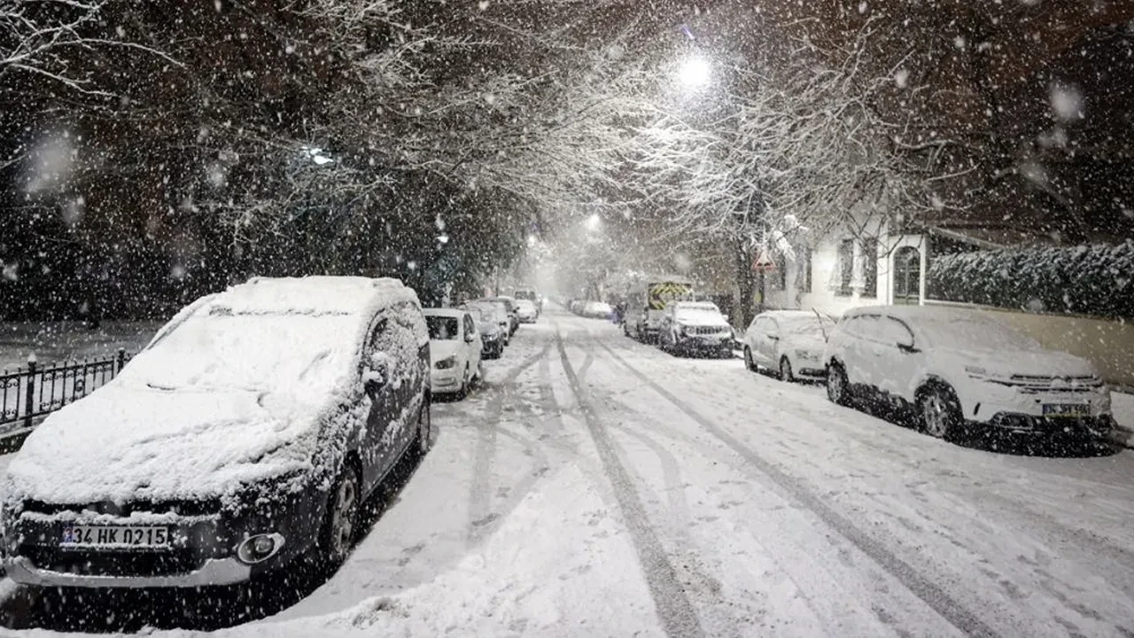 Valilik saat vererek duyurdu! İstanbul'da motokuryelerin trafiğe çıkışı yasaklandı 