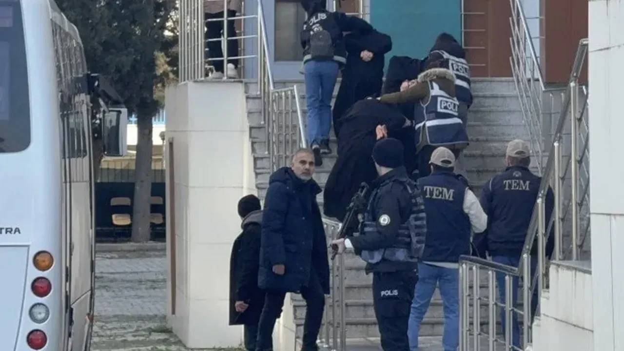 Yalova'da 3 polisimizin şehit olduğu olay sonrası DEAŞ baskını: 26 tutuklama