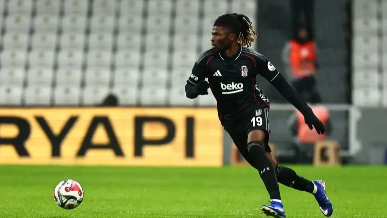 El Bilal Toure ön plana çıkmıştı: Beşiktaş'ta sürpriz veda!