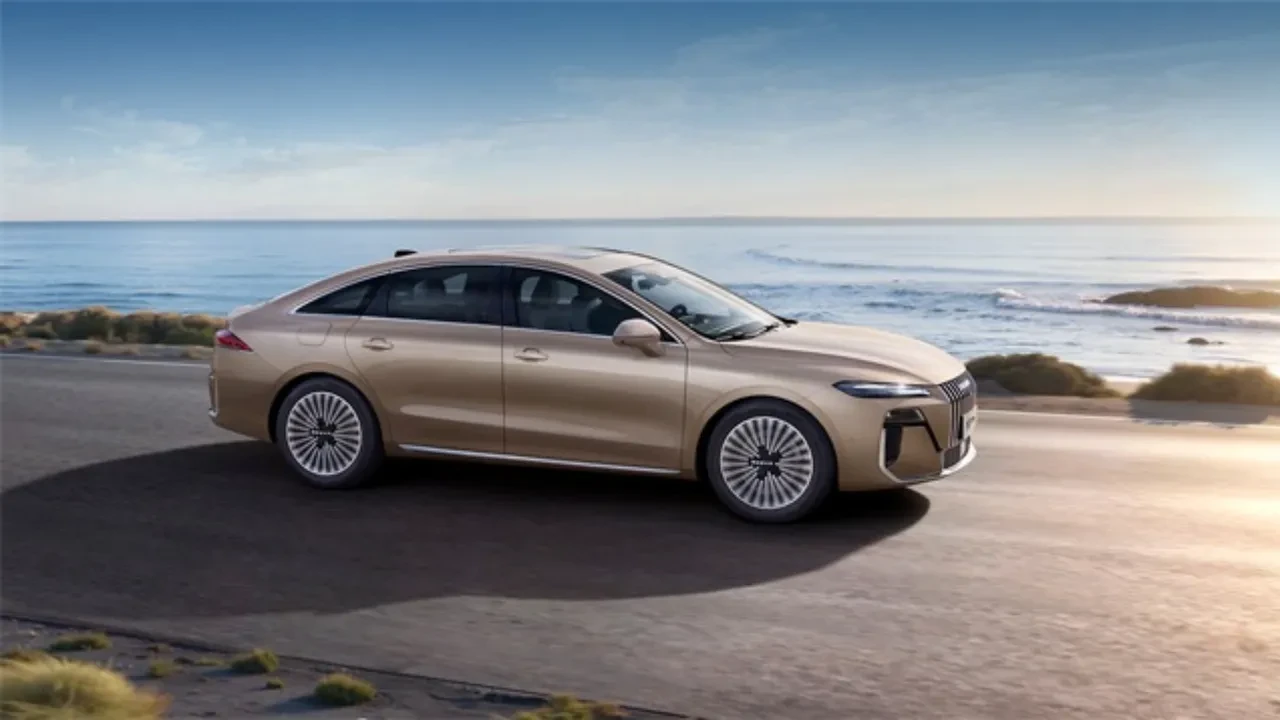 Elektrikli otomobil piyasasında doping! 2050 km menzille rakiplerini silip geçecek