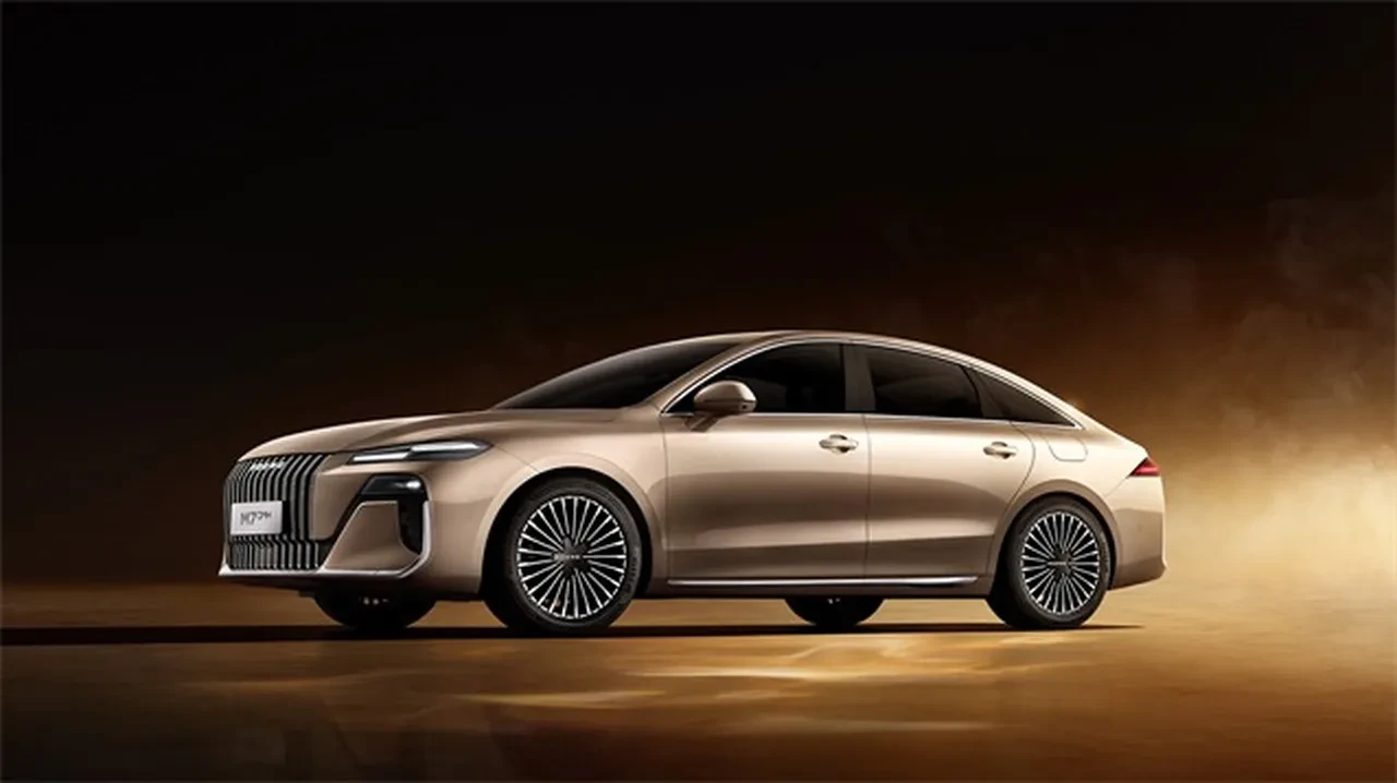 Elektrikli otomobil piyasasında doping! 2050 km menzille rakiplerini silip geçecek