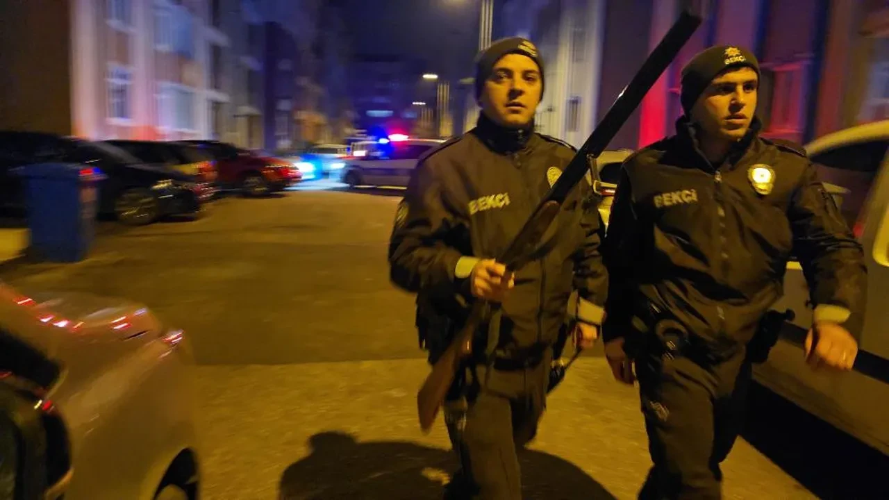 Karabük'te film sahnesi gibi olay! Baba, kapısına gelen kızının sevgilisini vurdu