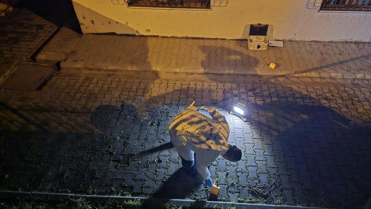 Karabük'te film sahnesi gibi olay! Baba, kapısına gelen kızının sevgilisini vurdu