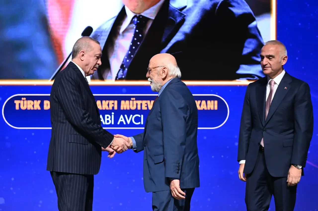 Kültürün hafızasını taşıyan ustalara ödül