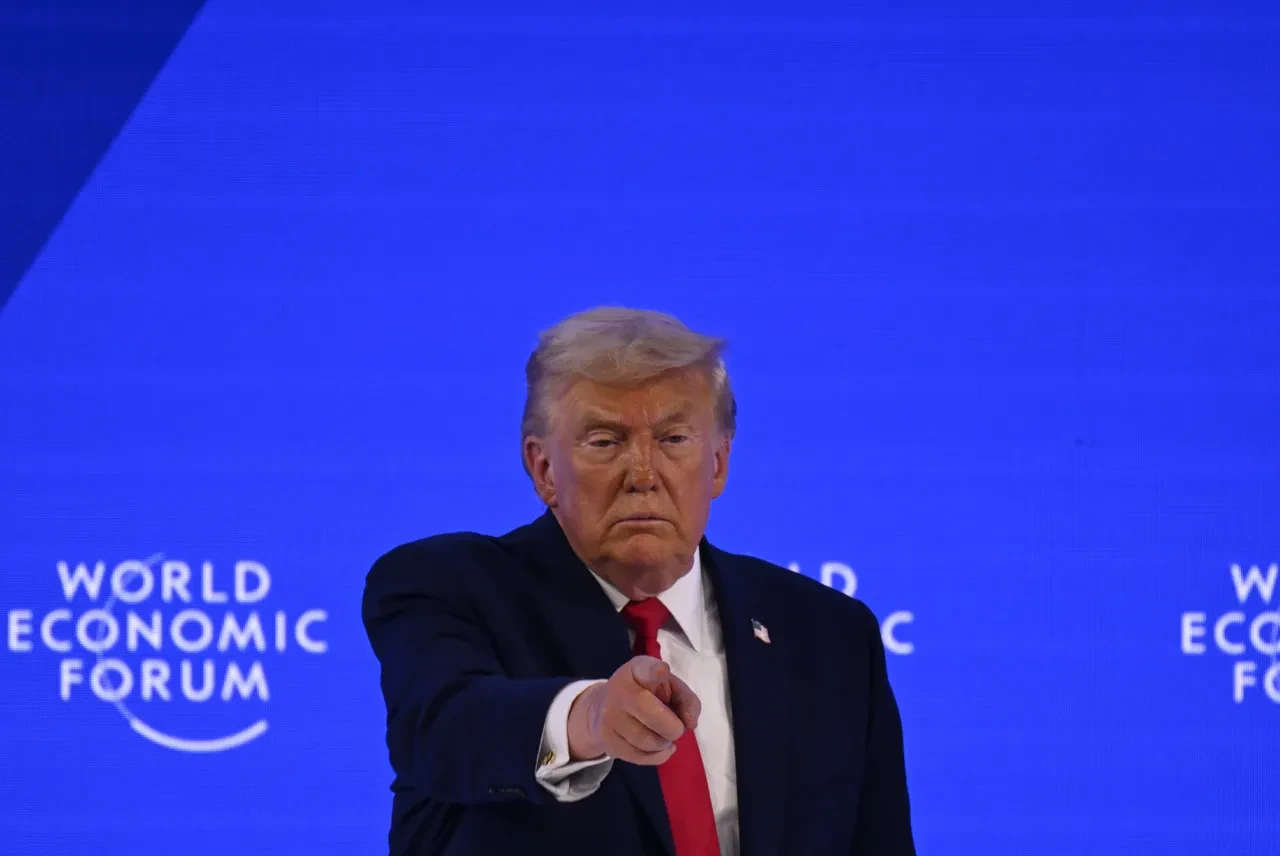 ABD Başkanı Trump NATO ile Grönland konusunda anlaştı, gümrük tarifelerini durdurdu