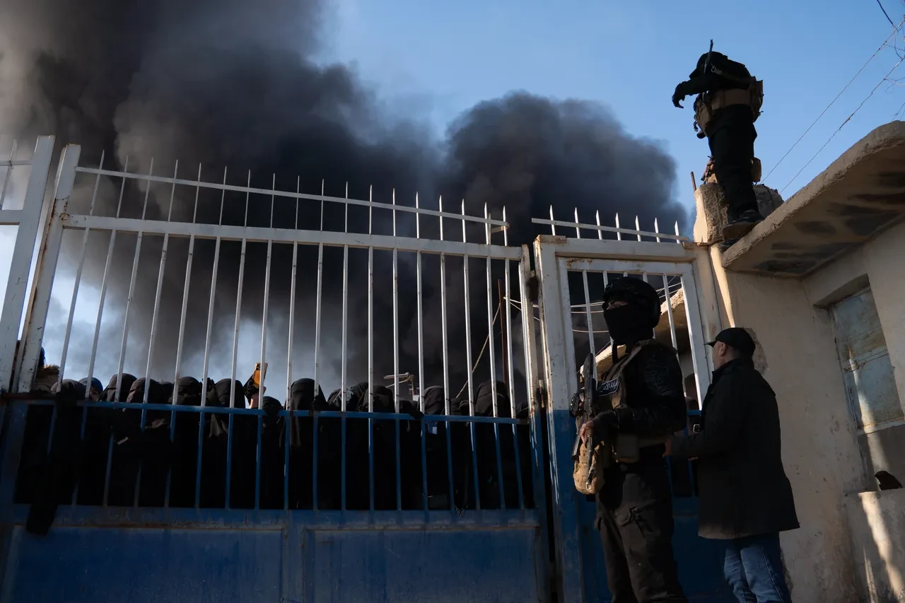ABD Suriye'deki DEAŞ'lıların ne olacağını açıkladı: 7 bin kişi Irak'a götürülecek