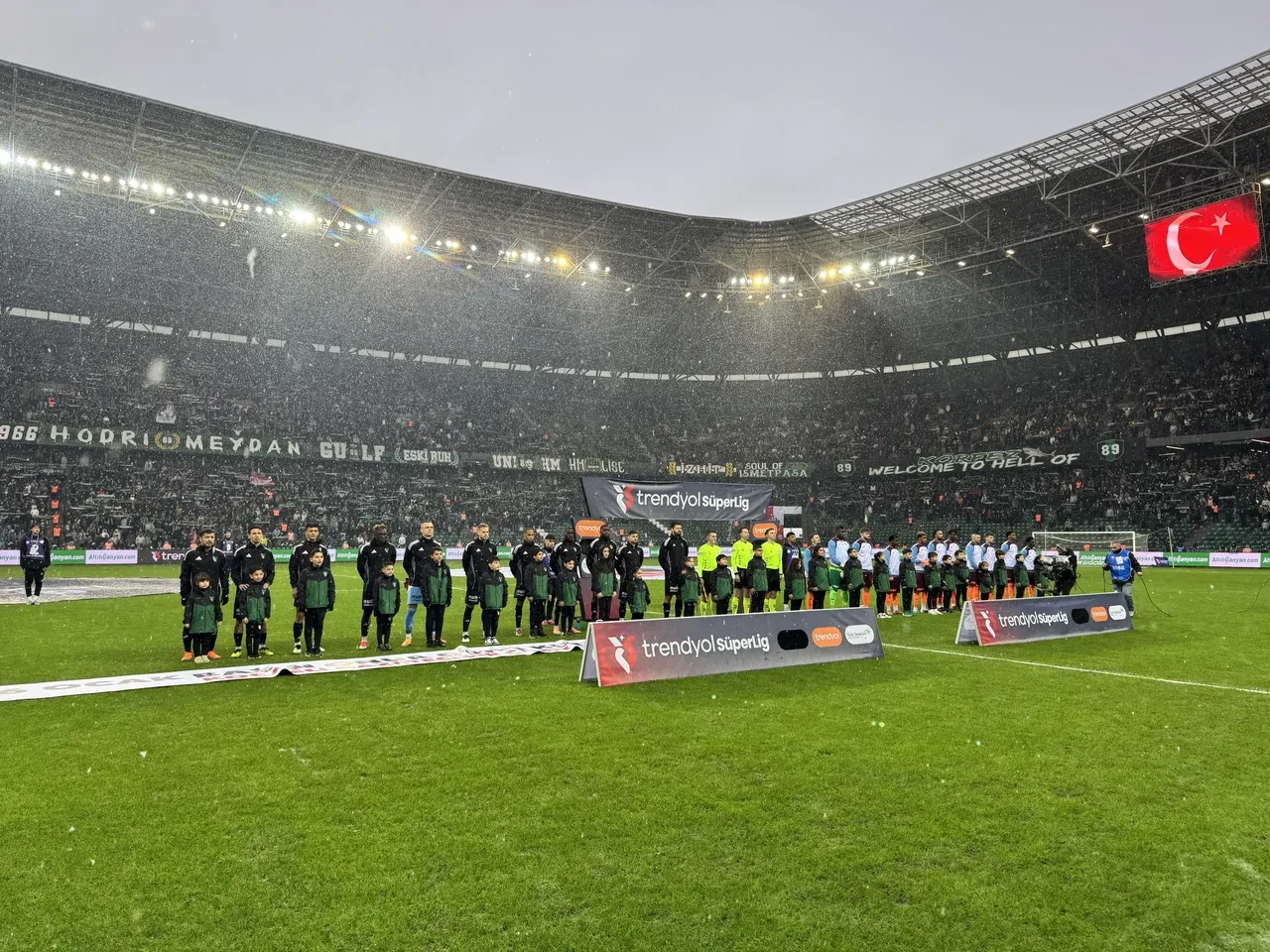 Fenerbahçe ve Beşiktaş PFDK'ya sevk edildi