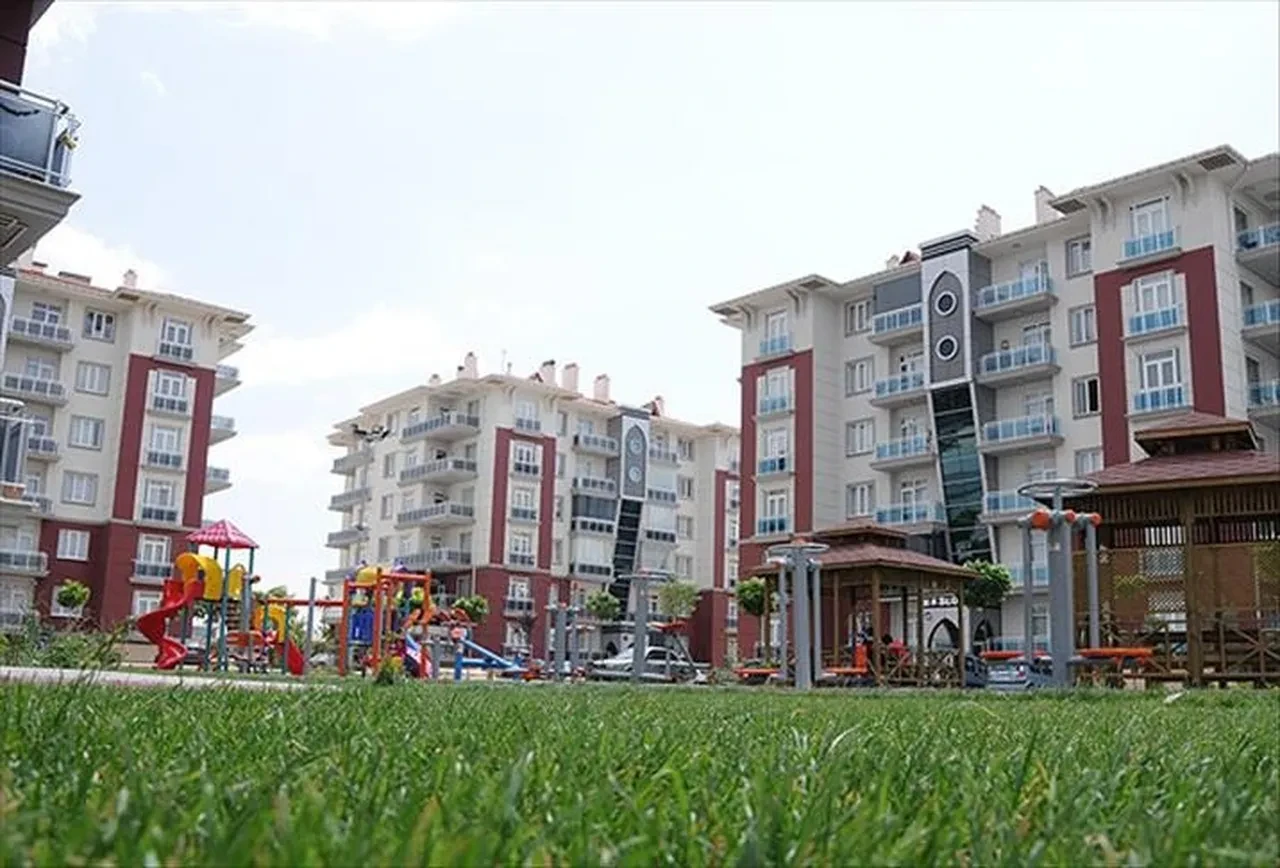 Ev değil sanki altın aldılar! Fiyatları bir yılda yükselişe geçti: İşte konut fiyatları en çok artan şehirler