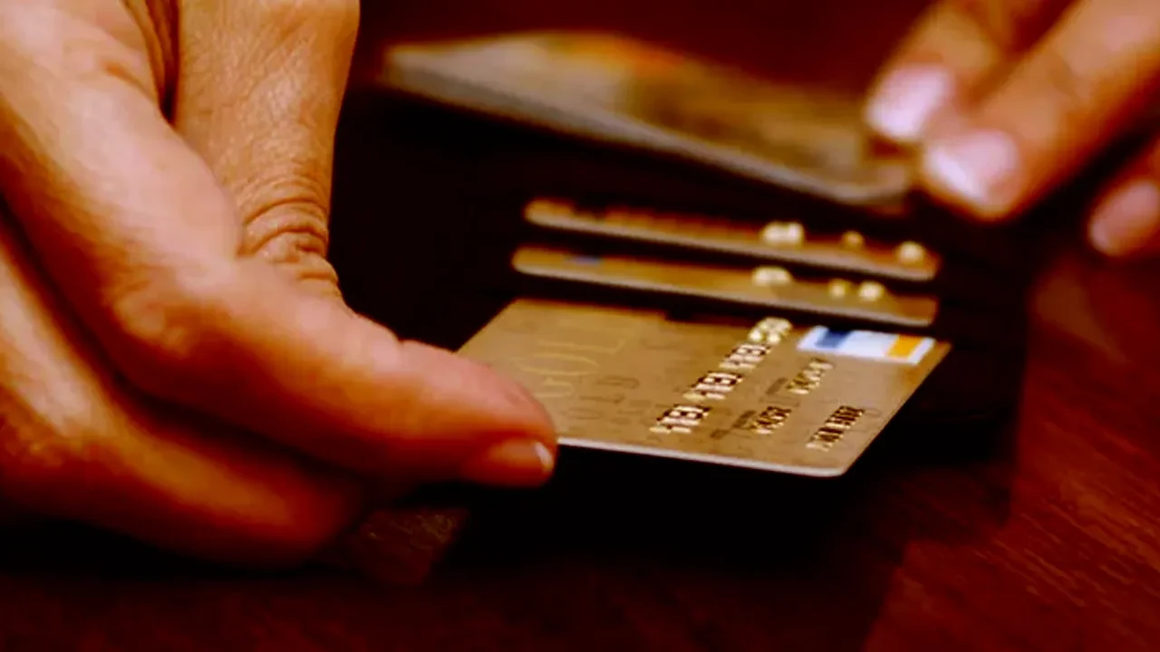 Yozgat'ta şoke eden olay! Ölen kardeşinin kimliği ile yapmadığı kalmamış: Devleti 15 milyon TL dolandırmış