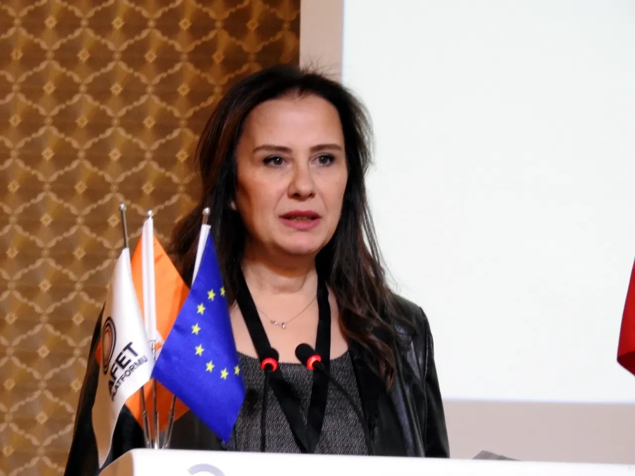 Afetlere karşı kamu ve sivil toplumun iş birliği önemli