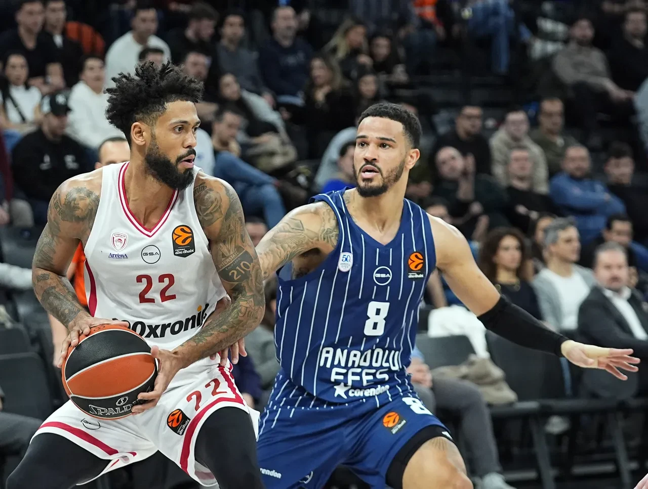Anadolu Efes Olimpiakos maç skoru! Mağlubiyet serisi 8’e çıktı