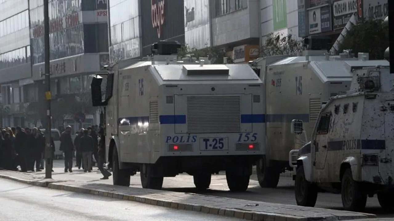 Diyarbakır'da 4 gün boyunca gösteri ve yürüyüşler yasaklandı