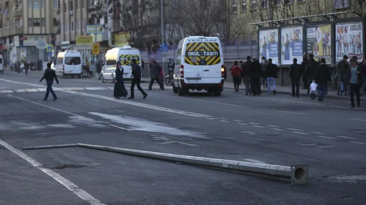 Diyarbakır'da 4 gün boyunca gösteri ve yürüyüşler yasaklandı