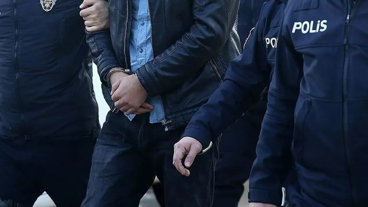 Ekipler dolandırıcılara nefes aldırmadı! 22 milyonluk dev vurgunun önüne geçildi