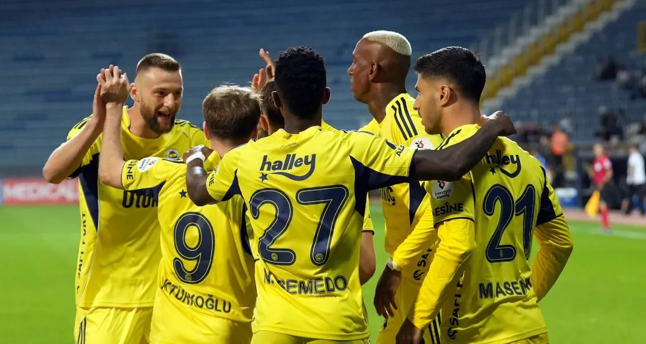 Fenerbahçe maçı hangi kanalda? FB Aston Villa UEFA maçı yayın bilgileri belli oldu