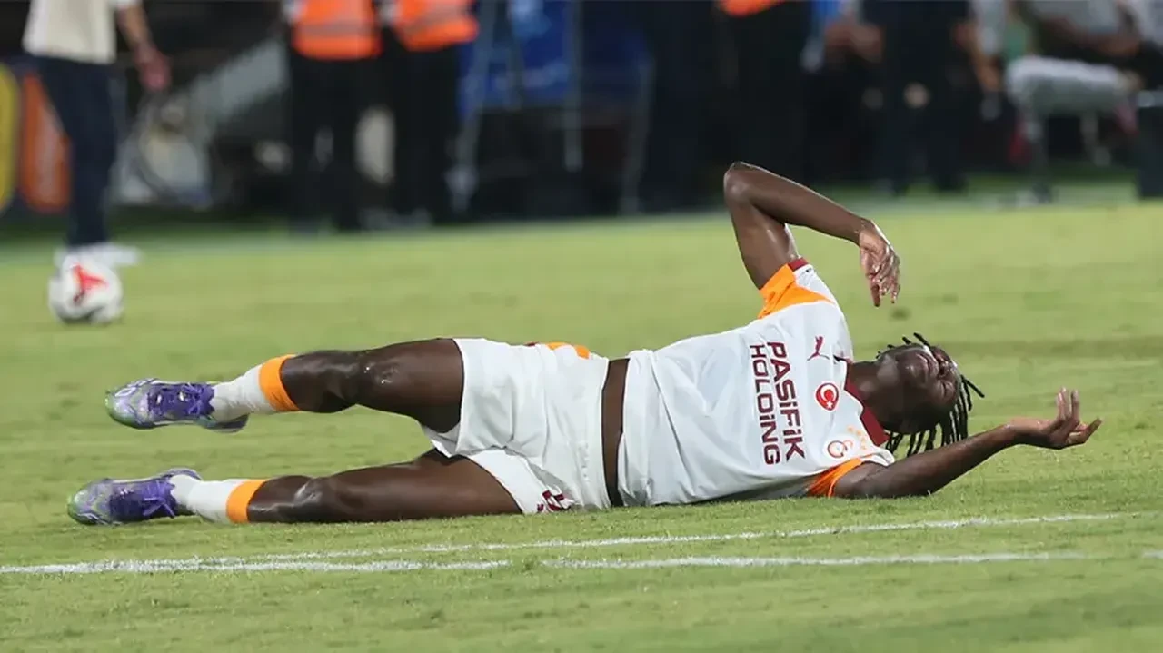 Galatasaray'da Wilfried Singo şoku! Yıldız futbolcu için karar verildi: 'Artık imkansız!'