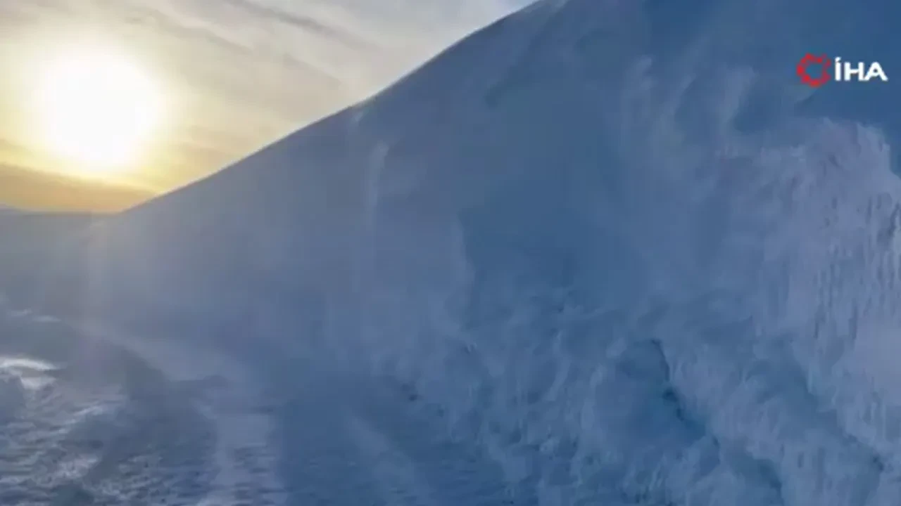 Karla mücadele kamerada! 3 metreye ulaştı