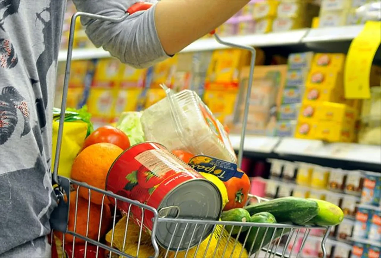 Ramazan öncesi fiyat alarmı: Bakanlık zincir market temsilcilerini topladı