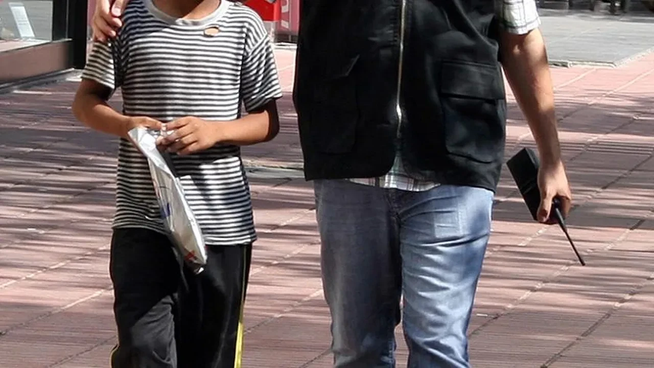 Şiddet büyüyerek geliyor! Çocuğunuzda bu davranışlar varsa dikkat