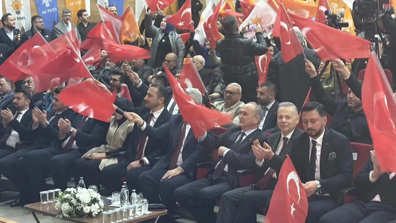 Ticaret Bakanı Bolat duyurdu! İhracat 14 milyardan 122 milyar dolara çıktı