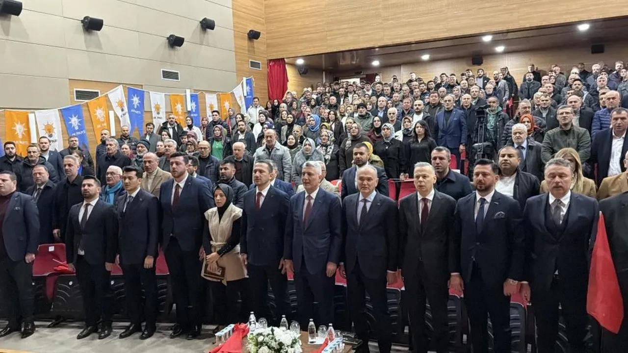 Ticaret Bakanı Bolat duyurdu! İhracat 14 milyardan 122 milyar dolara çıktı