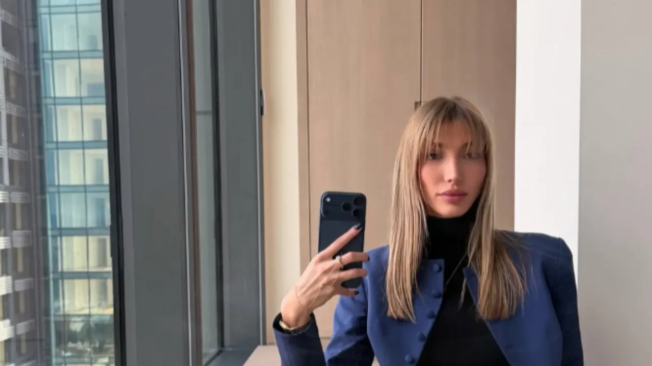 “Ülkeme döneceğim.” diyen Şevval Şahin'in Londra'da modellik ajansı ile anlaştığı ortaya çıktı