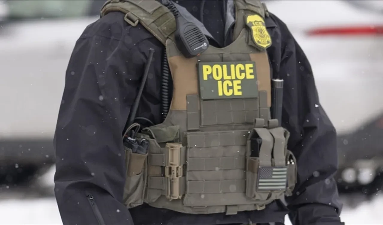 ABD'yi ayağa kaldıran skandal! ICE ajanları 5 yaşındaki çocuğu kukla gibi kullanıp gözaltına aldı