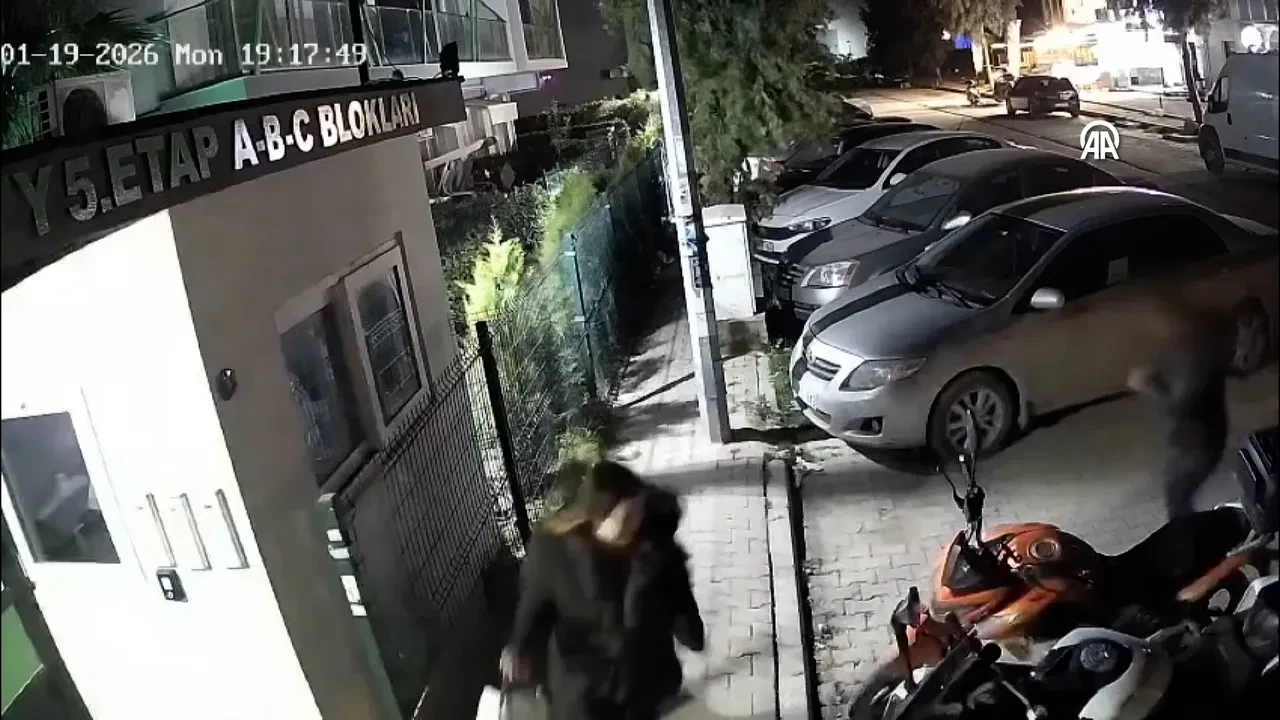 'Annem' diyerek yardım istedi! Gözde Akbaba eski sevgilisi tarafından sokak ortasında katledildi