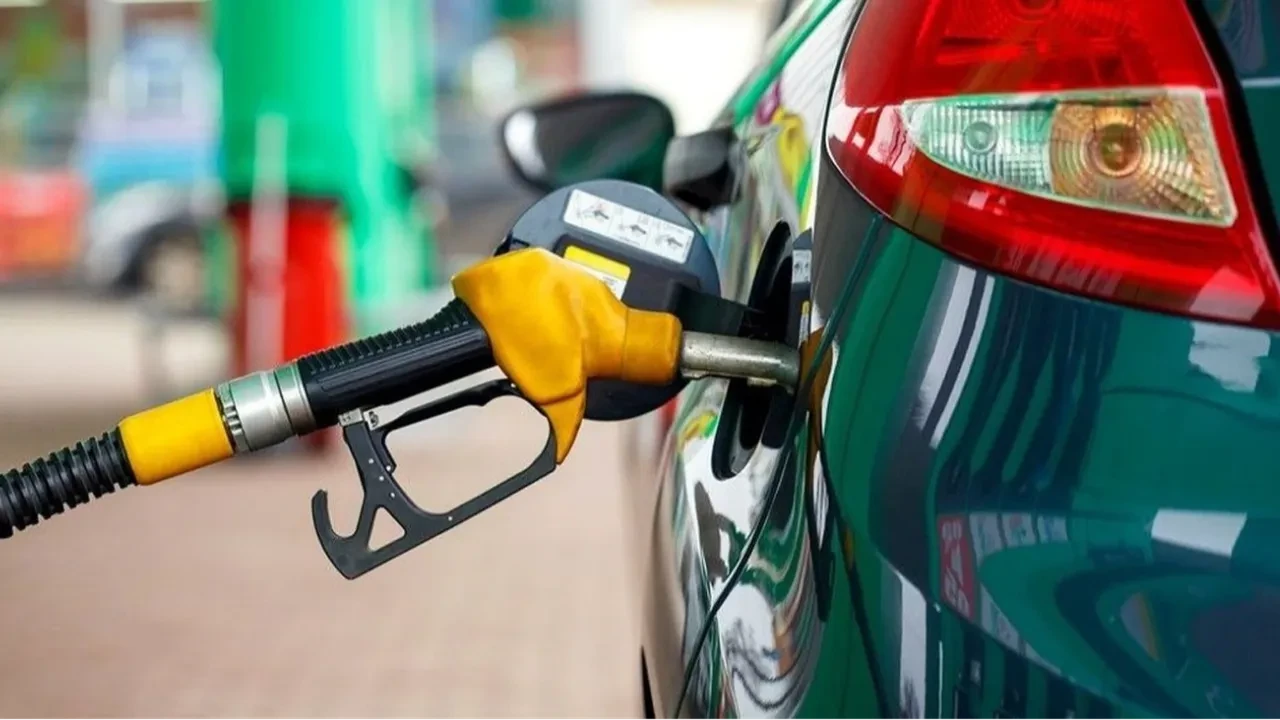 Motorin fiyatlarına bir zam daha