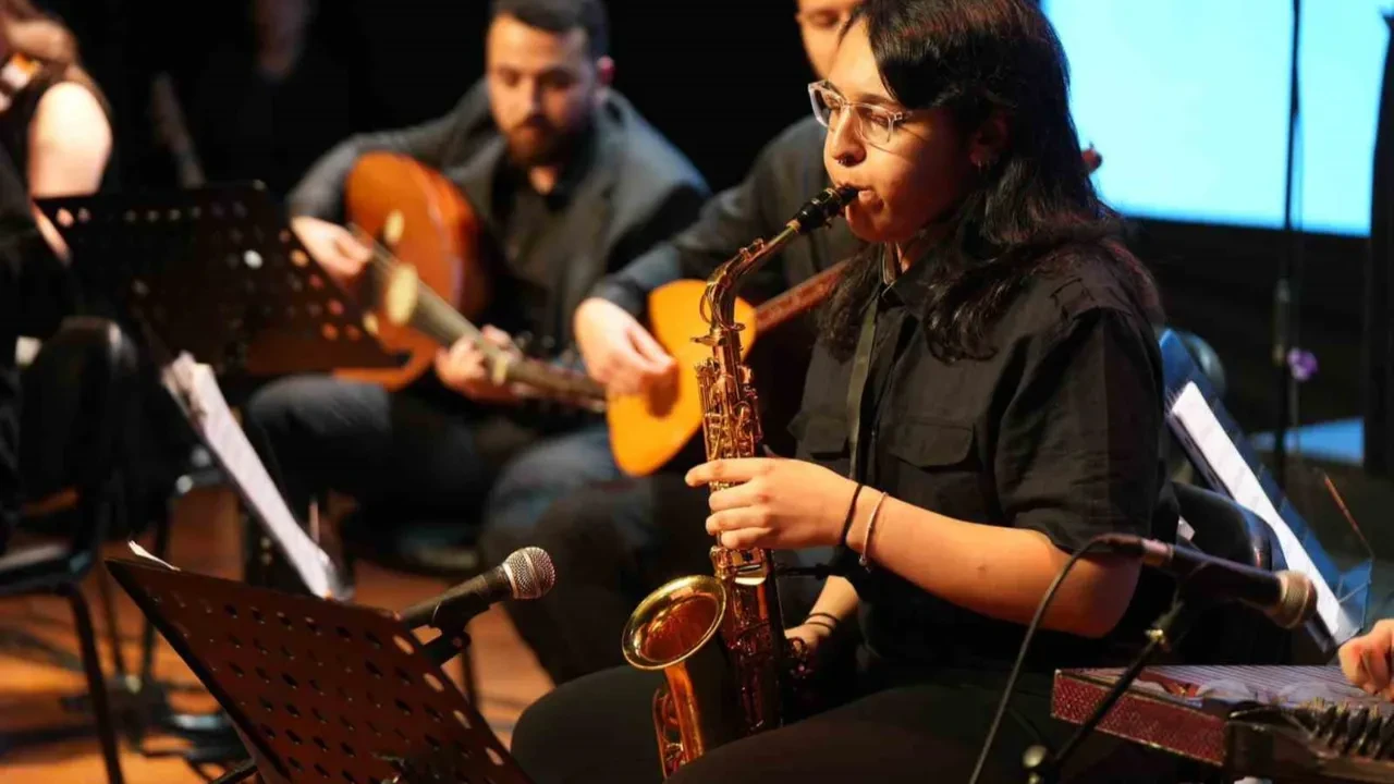 Bir şarkı duyunca neden yıllar öncesine ışınlanıyoruz? Aslında sebebi çok ilginçmiş