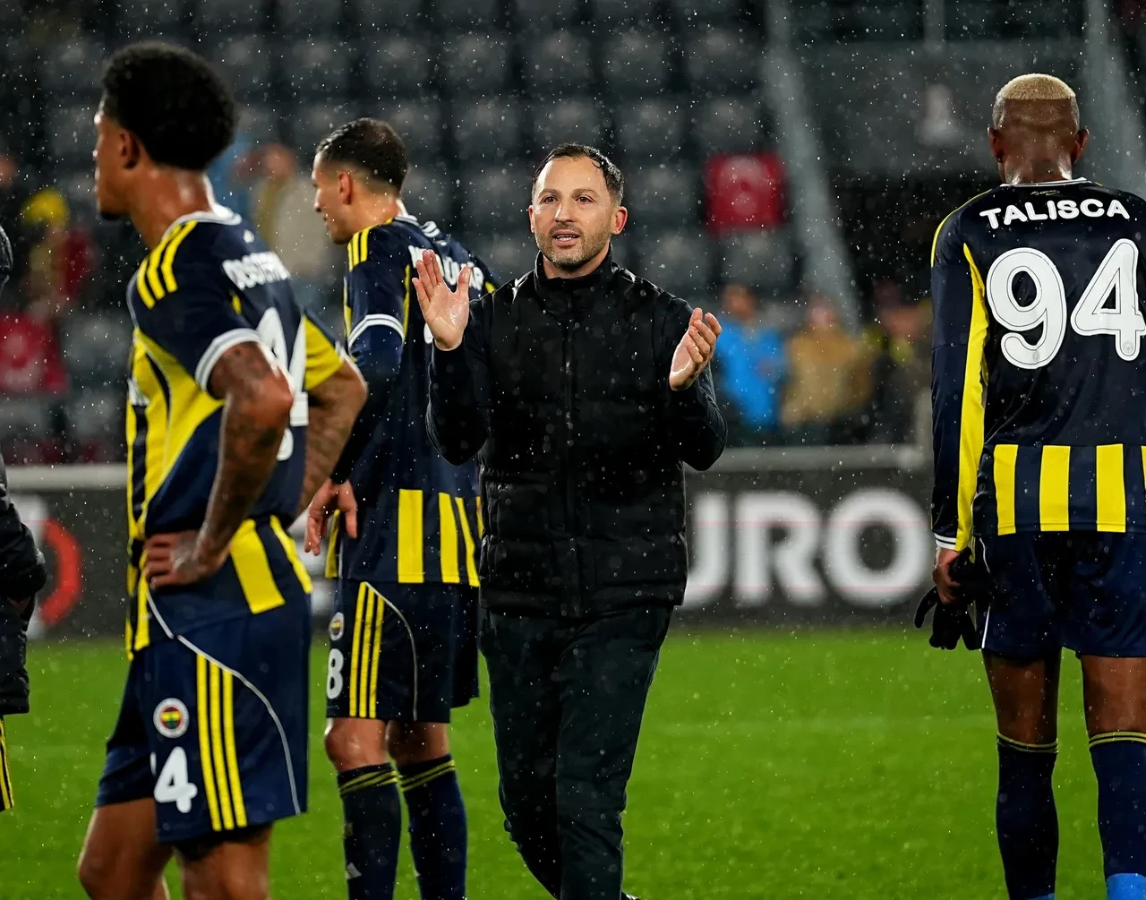 Fenerbahçe UEFA Avrupa Ligi'nde kaç puanı var kaçıncı sırada?