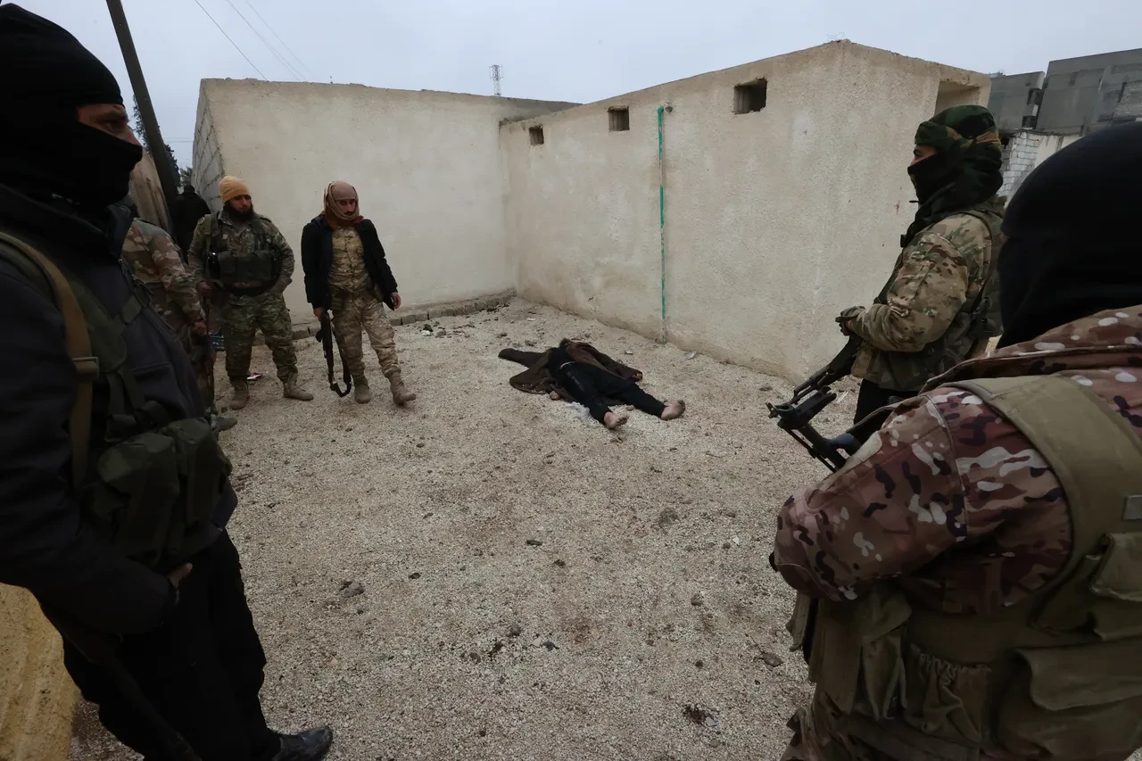 Köşeye sıkışan YPG sivilleri katletti! Keskin nişancılar Rakka'da katliam yaptı