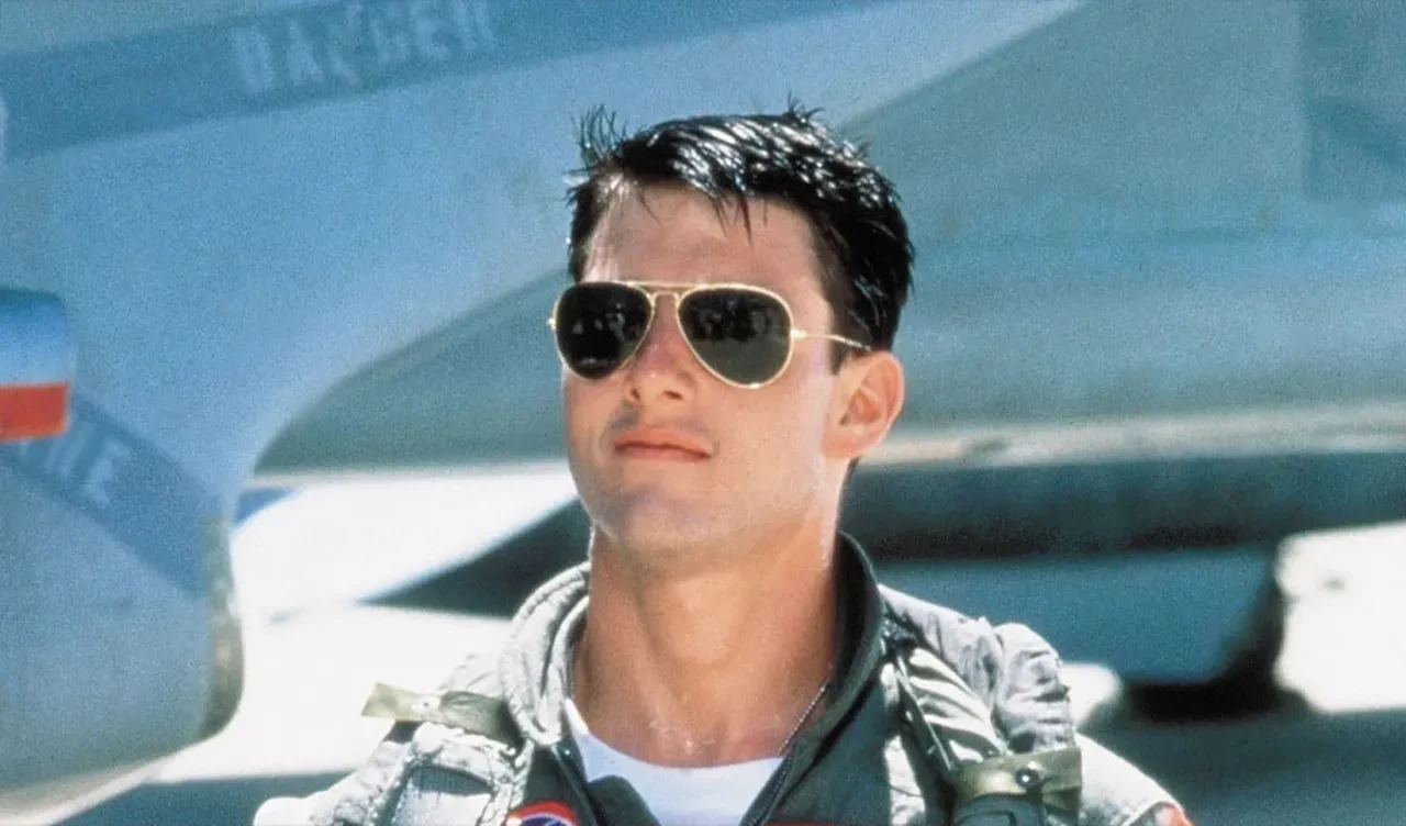 Macron piyasaları salladı! Taktığı gözlükle hisseler uçtu, siteler çöktü, stoklar tükendi