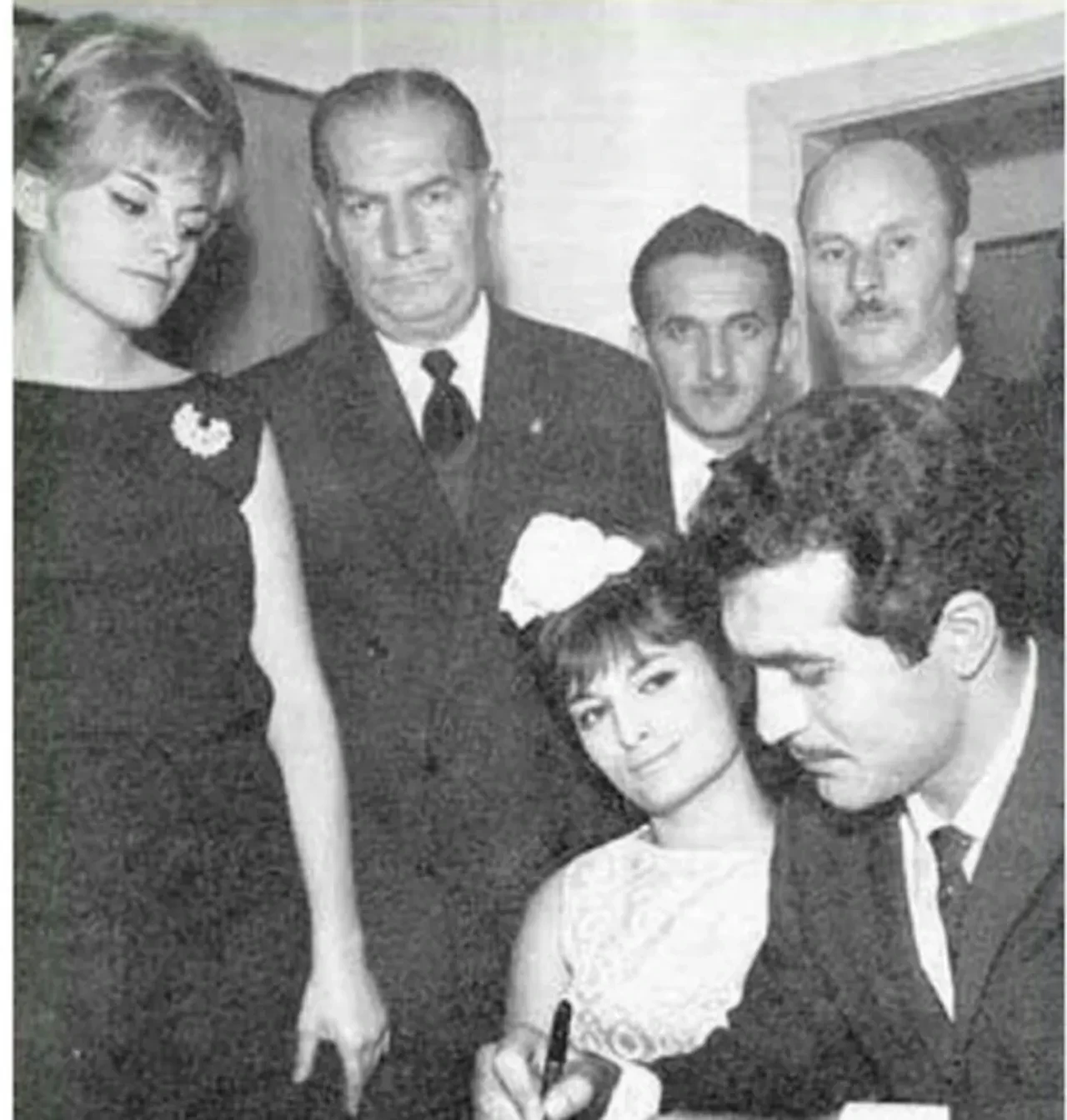 Semiramis Pekkan'dan Fikret Hakan itirafı: Baygınlık geçirmemek için kendimi zor tuttum